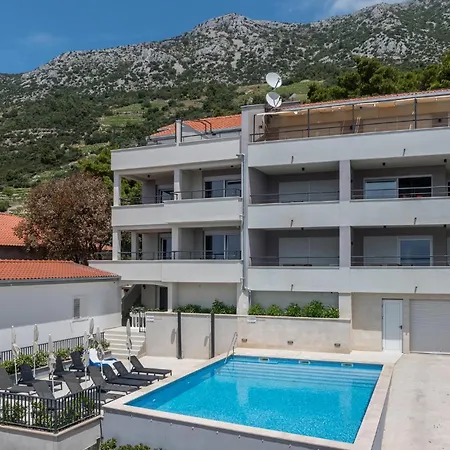 1 Bedroom Stunning In Dingac 아파트 *