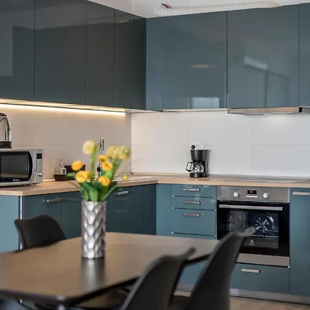 Awesome Apartment In Dingac With Lake View Apartman *