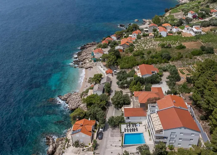 1 Bedroom Stunning In Dingac Gornji Dingač