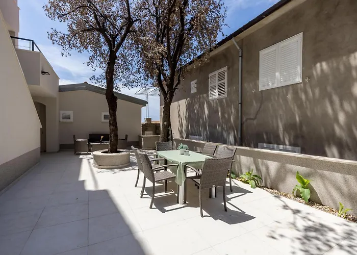 아파트 1 Bedroom Stunning In Dingac