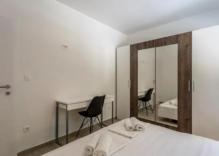 1 Bedroom Stunning In Dingac 아파트 Gornji Dingač